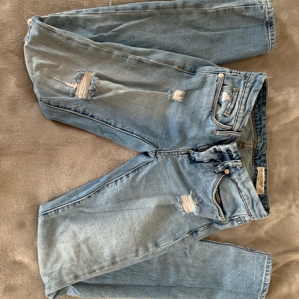 ripped skinny jeans